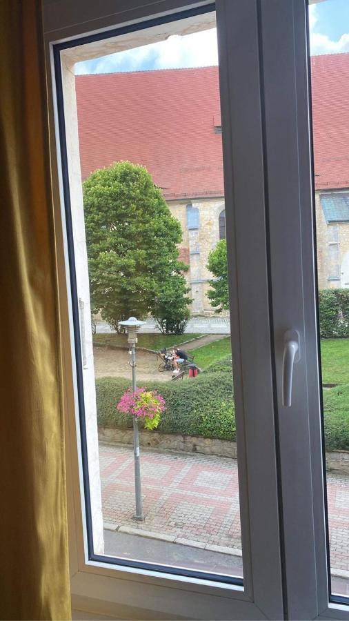 Apartament Przy Rynku Kambar Leilighet Boleslawiec  Eksteriør bilde